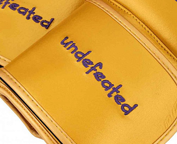 C161 Перчатки боксерские Clinch Undefeated золотые