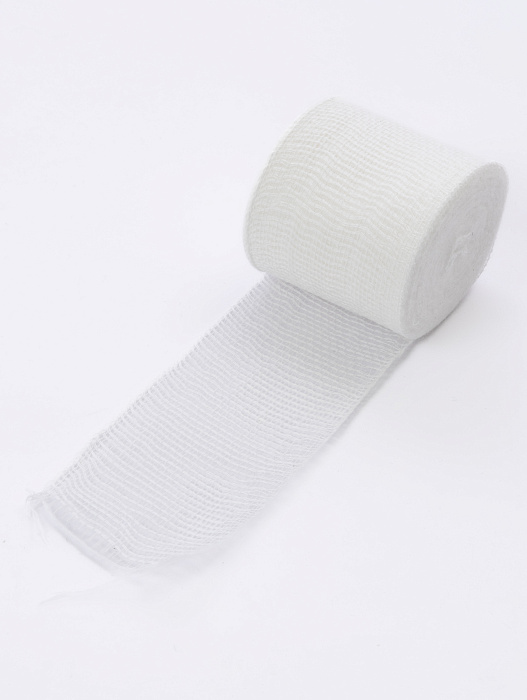 Боксерский тейпировочный бинт Puncher 15 м.