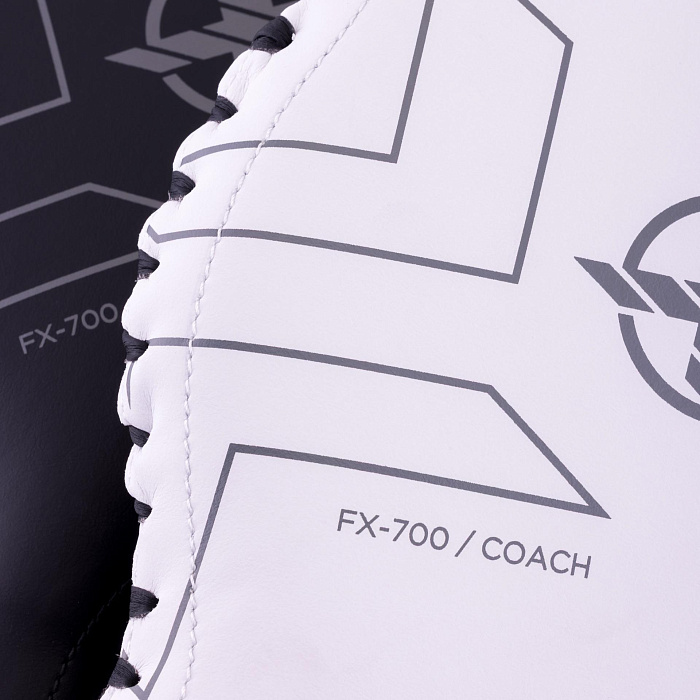 Тренировочные боксерские ракетки FIGHTEXPERT Coach (кожа Vegan100% , , черный/белый, ,) 