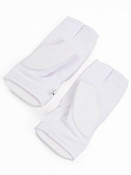 Накладки для каратэ с защитой большего пальца BFS