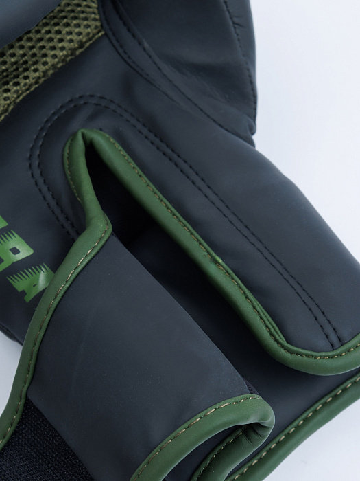 Боксерские перчатки, WOLF, кожа зам. Черно-хаки