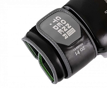 C184 Перчатки боксерские Clinch Contender черно-серые