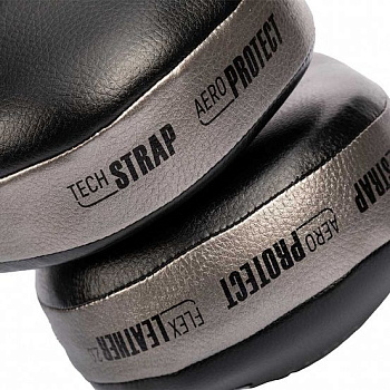 C545 Лапы Clinch Focus Mitt Aero One черно-бронзовые