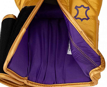 C161 Перчатки боксерские Clinch Undefeated золотые