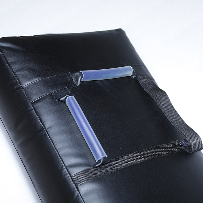 Макивара 60х40х20 см (тент) ручки 3 шт., лямка регулировочная 1 шт.