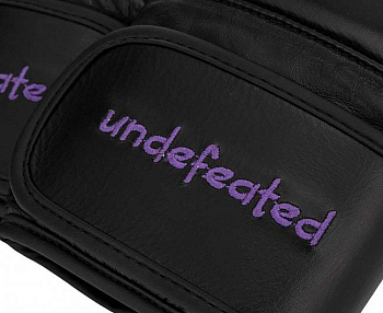 C161 Перчатки боксерские Clinch Undefeated черные