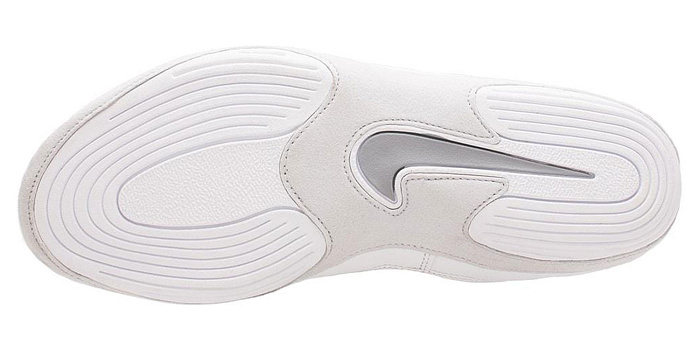 325256-100 БОТИНКИ спортивн.(борьба) NIKE INFLICT