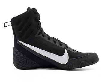 HF7333-001 Nike Machomai 3 001 BLACK/WHITE