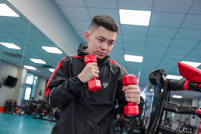 Гантели неопреновые (комплект 2 штуки) красный