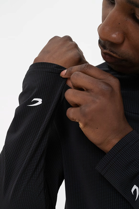 Лонгслив Valdes Черный