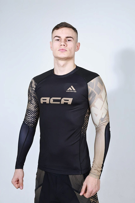 Рашгард I Am Fighter gold  (Длинный рукав) 